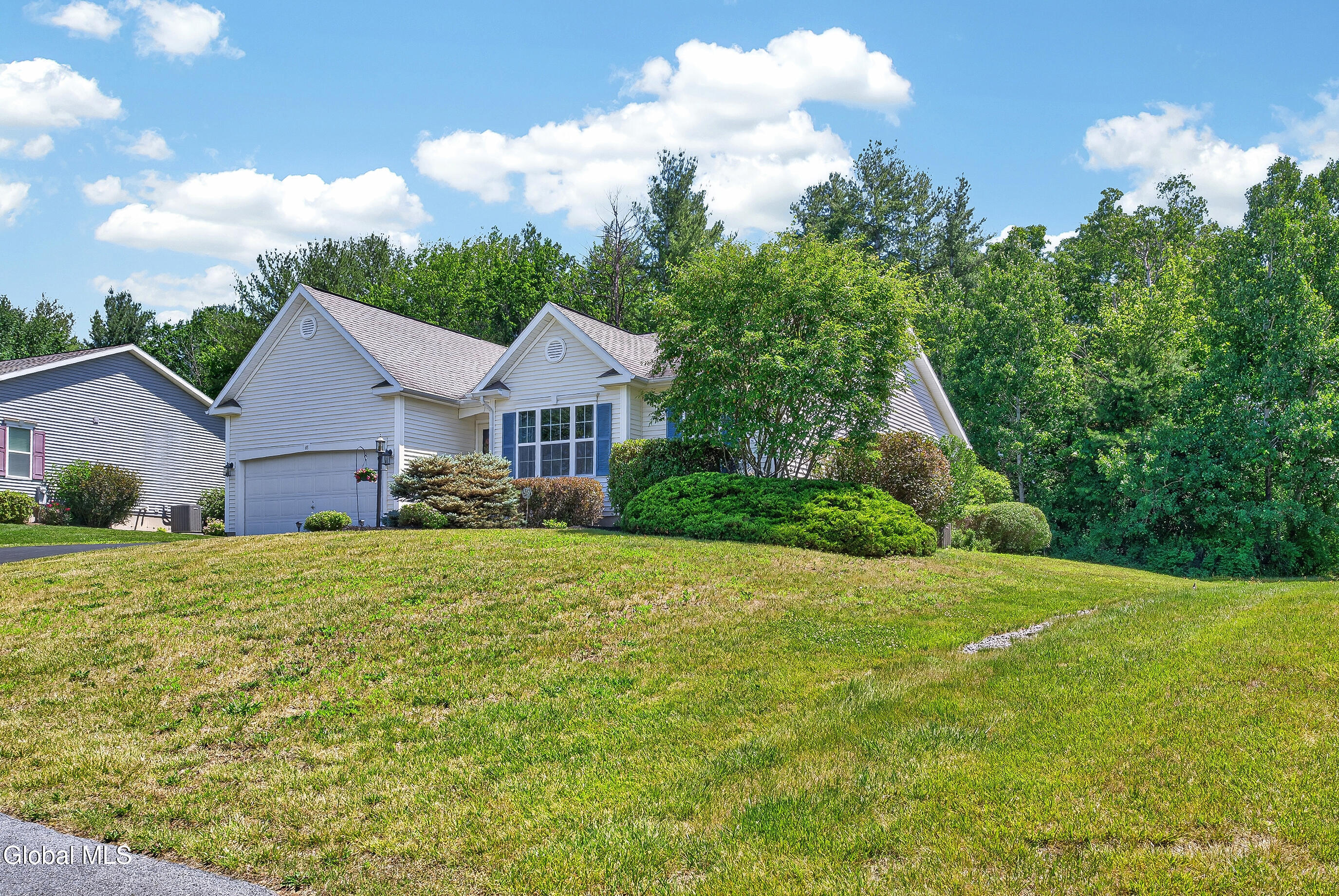48 Holly Boulevard Schenectady NY 12302
