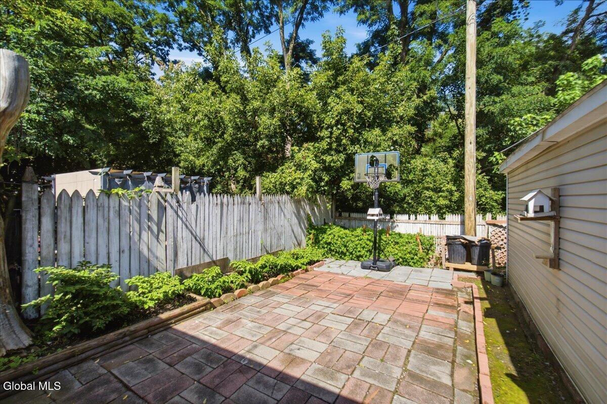 1101 Van Velsen Street Schenectady NY 12303