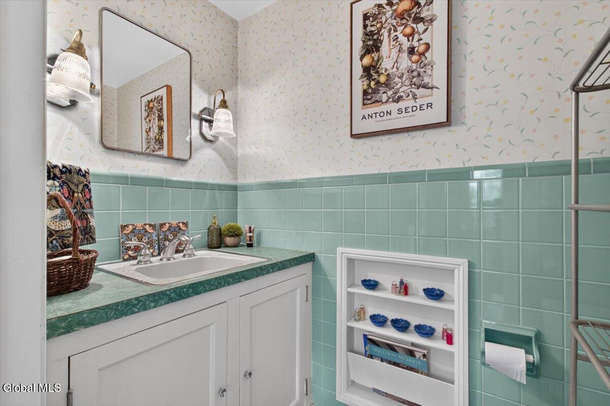 1175 Stratford Road Schenectady NY 12308