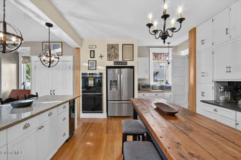 1175 Stratford Road Schenectady NY 12308