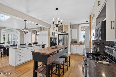 1175 Stratford Road Schenectady NY 12308