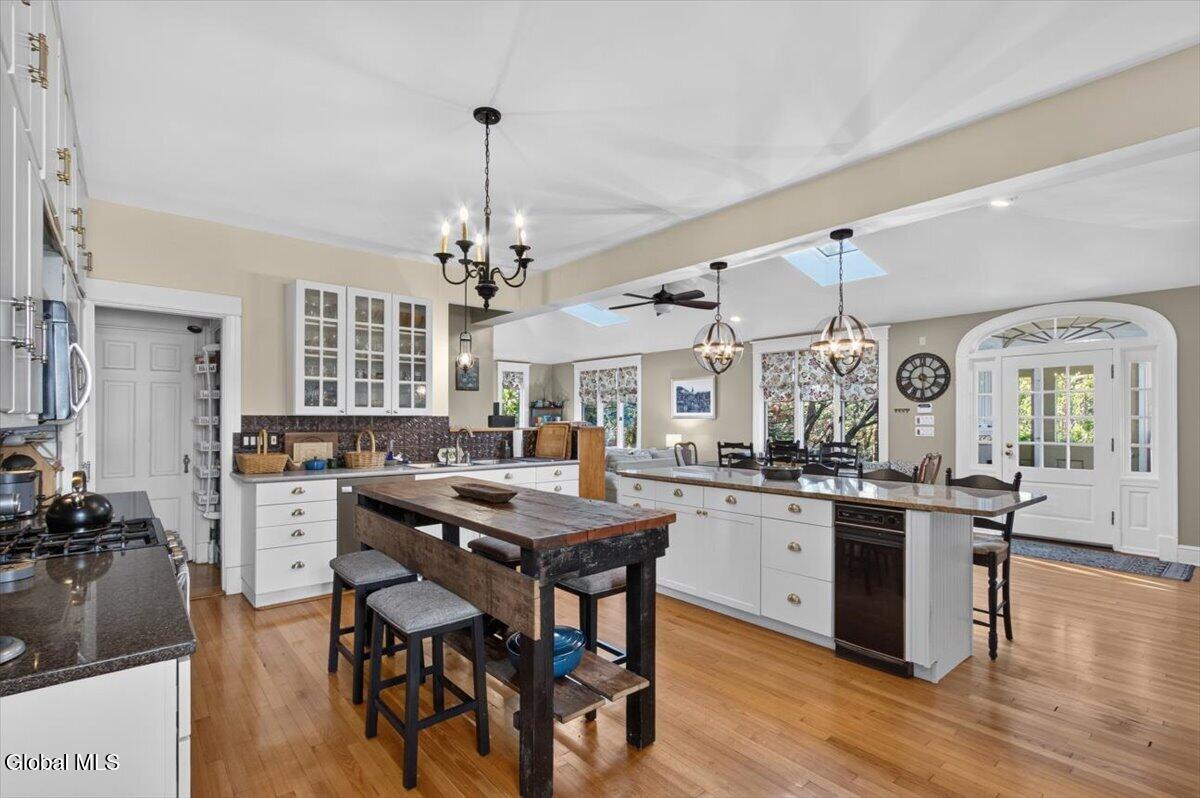 1175 Stratford Road Schenectady NY 12308