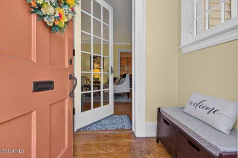 1175 Stratford Road Schenectady NY 12308