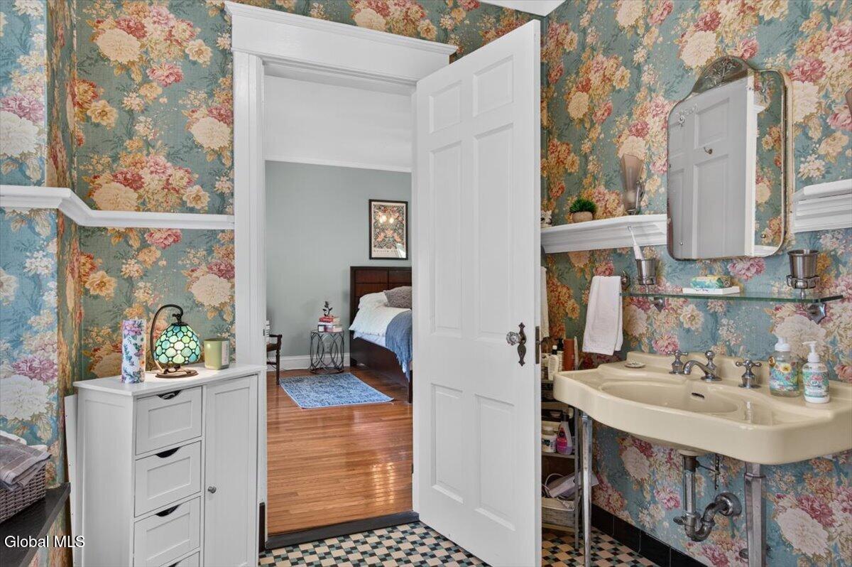 1175 Stratford Road Schenectady NY 12308
