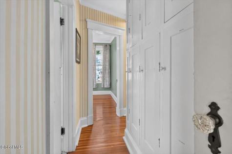 1175 Stratford Road Schenectady NY 12308