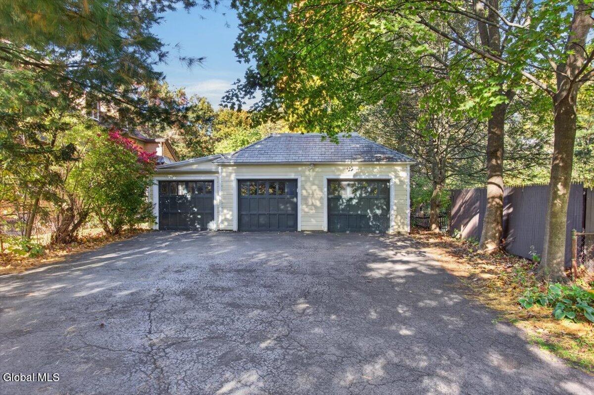 1175 Stratford Road Schenectady NY 12308