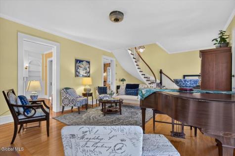 1175 Stratford Road Schenectady NY 12308