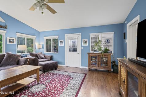 123 Halfmoon Drive Guilderland NY 12009