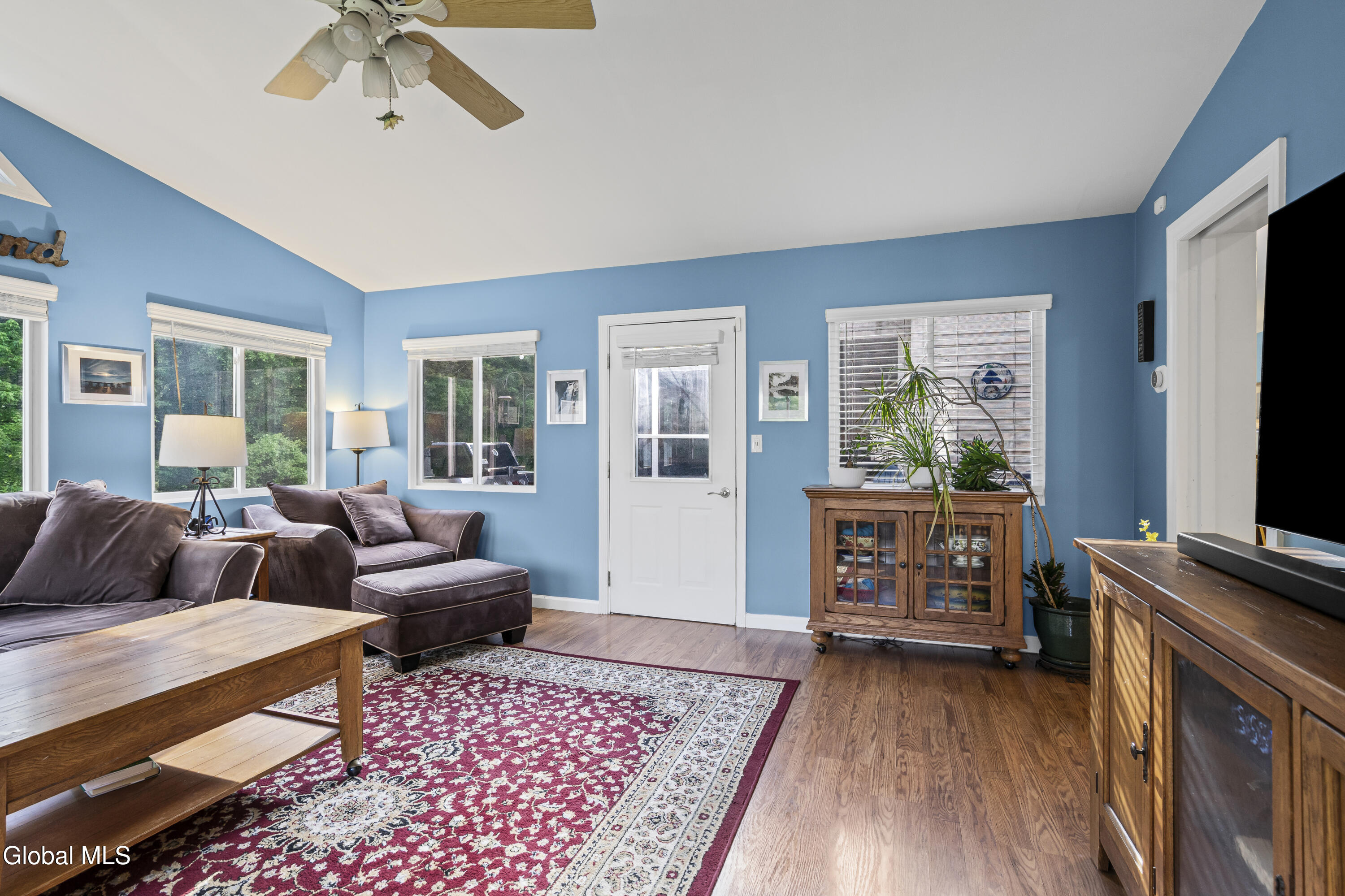 123 Halfmoon Drive Guilderland NY 12009
