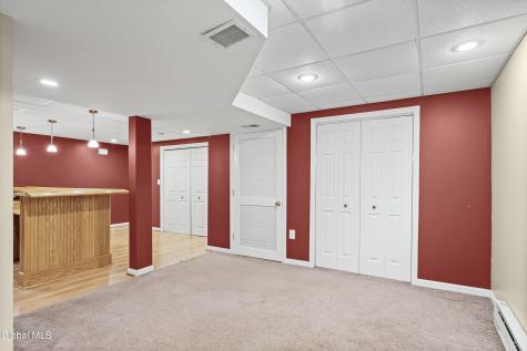 123 Halfmoon Drive Guilderland NY 12009