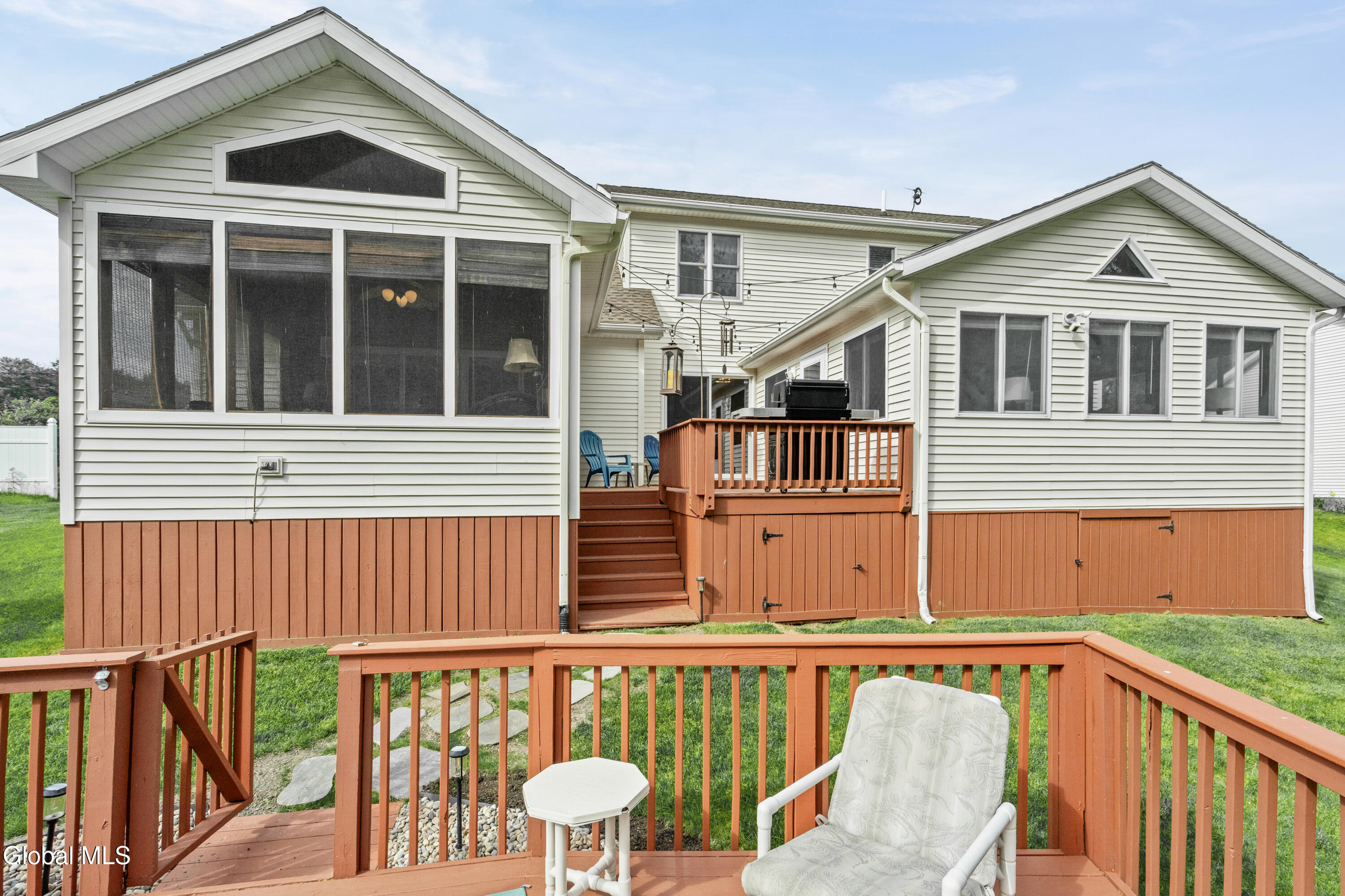 123 Halfmoon Drive Guilderland NY 12009