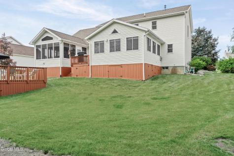 123 Halfmoon Drive Guilderland NY 12009