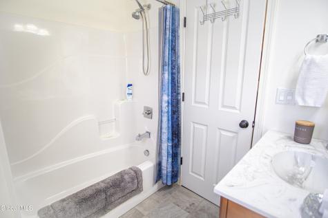 9 New Heron Drive Mechanicville NY 12118