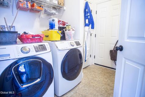 9 New Heron Drive Mechanicville NY 12118