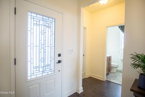 9 New Heron Drive Mechanicville NY 12118