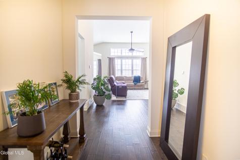 9 New Heron Drive Mechanicville NY 12118