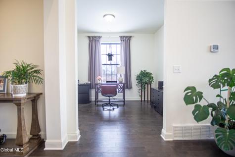 9 New Heron Drive Mechanicville NY 12118