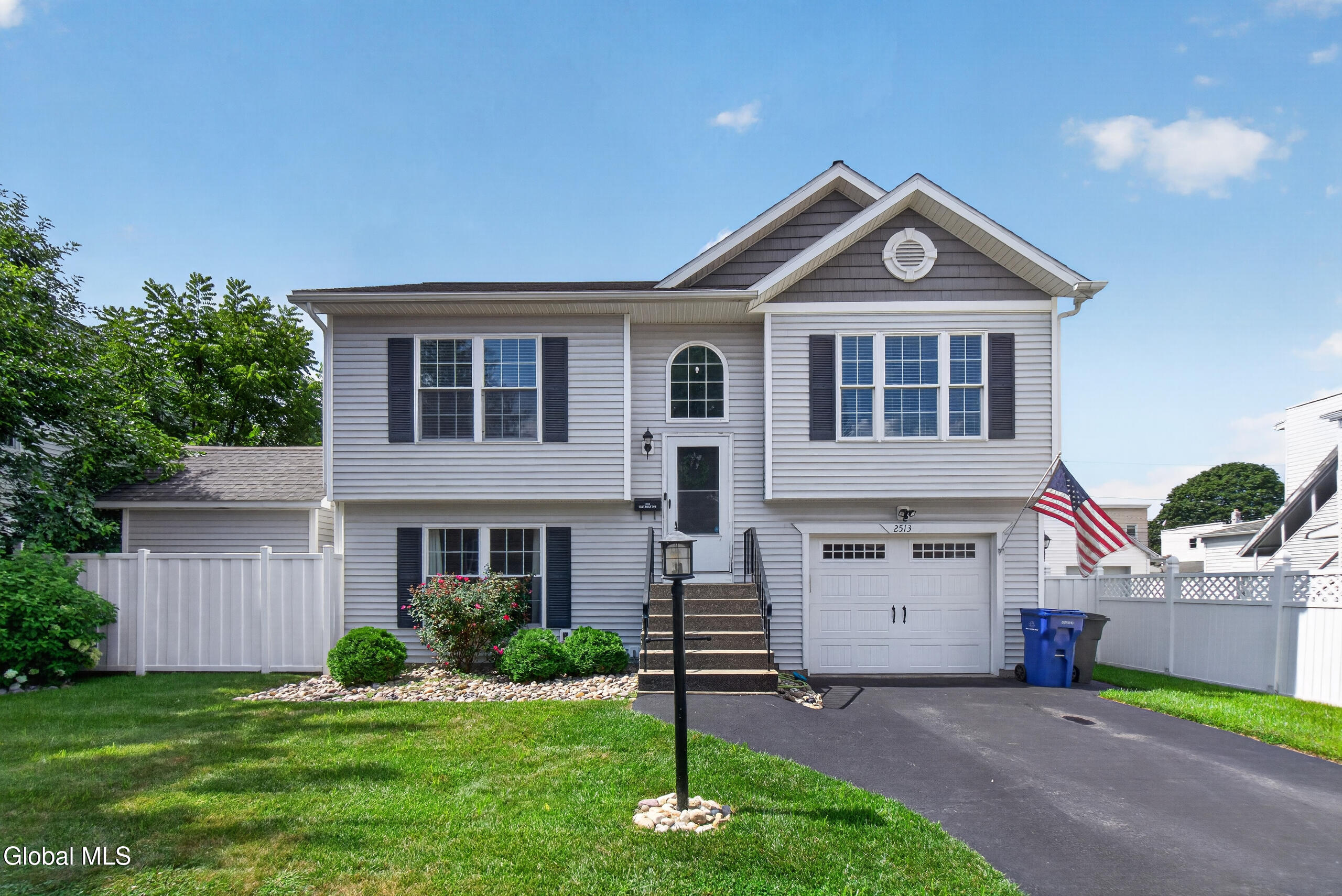 2513 Callahan Avenue Watervliet NY 12189