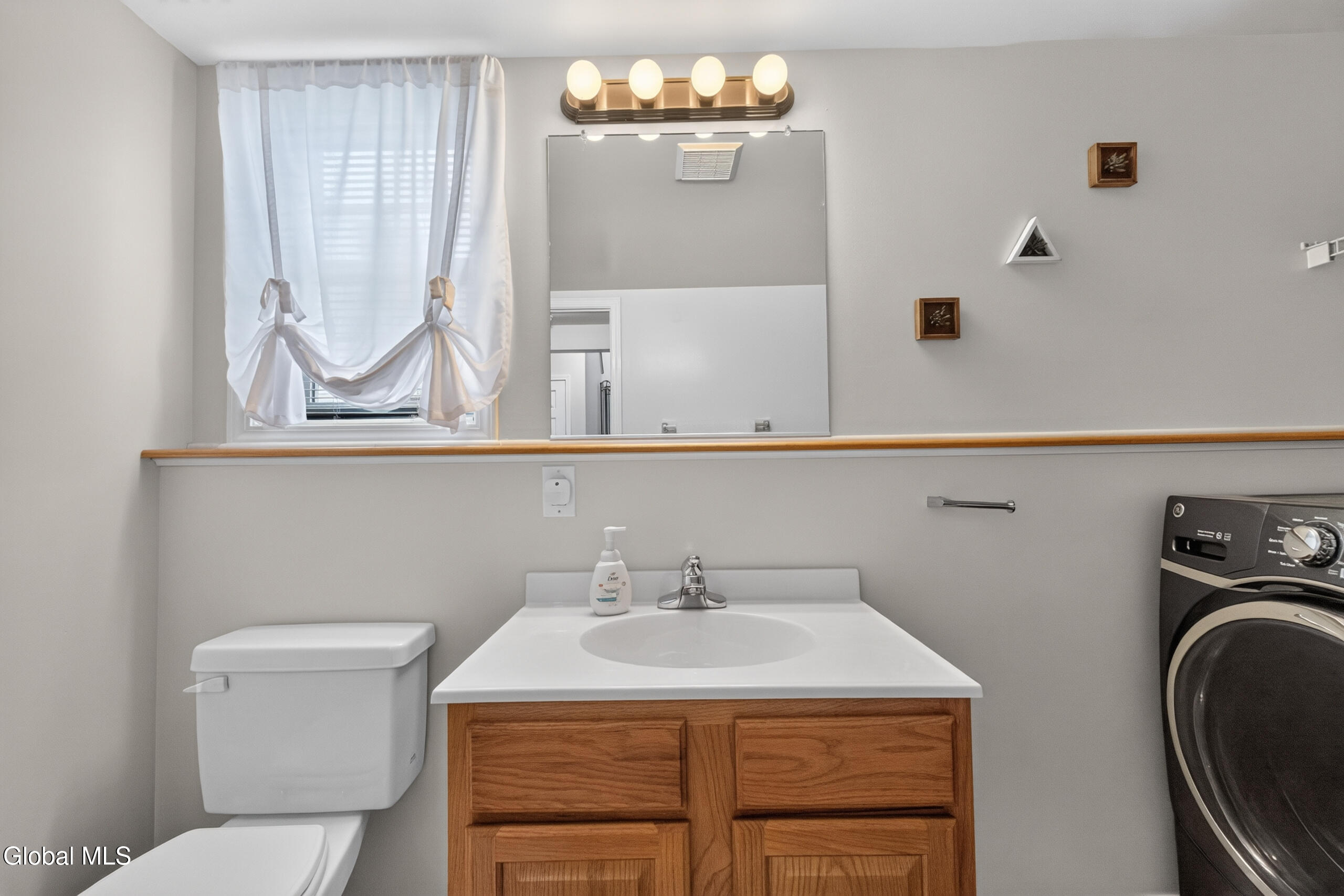 2513 Callahan Avenue Watervliet NY 12189