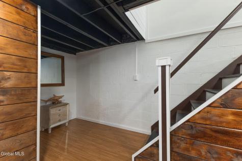 6 Ormond Street Albany NY 12203