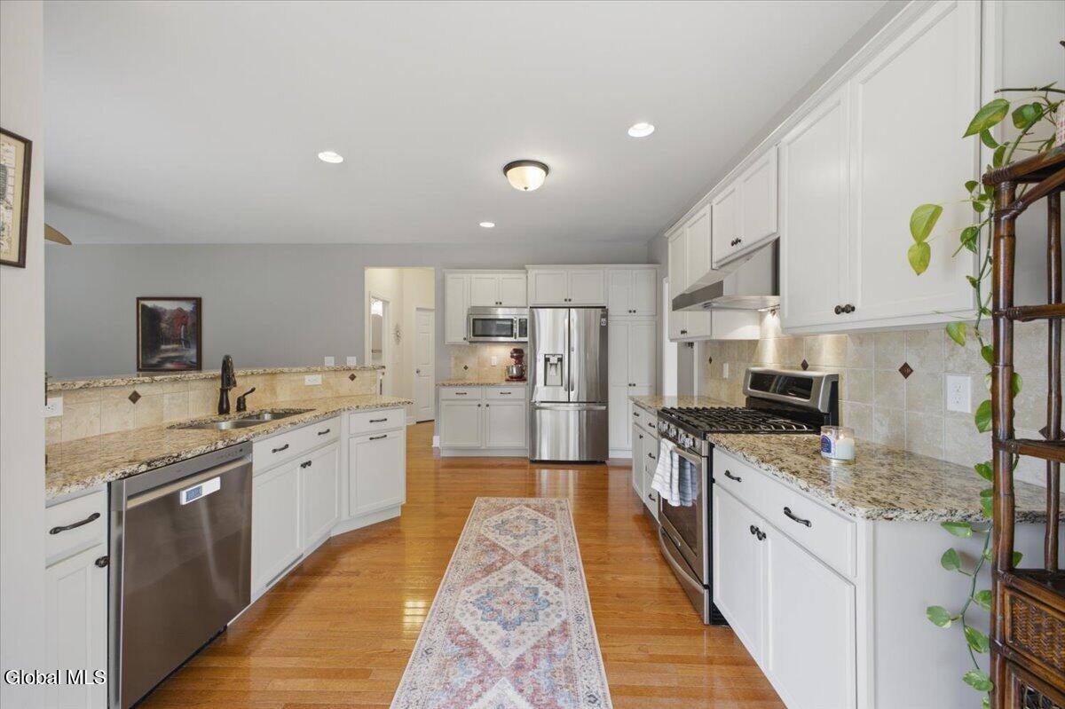 37 Walden Circle Saratoga Springs NY 12866
