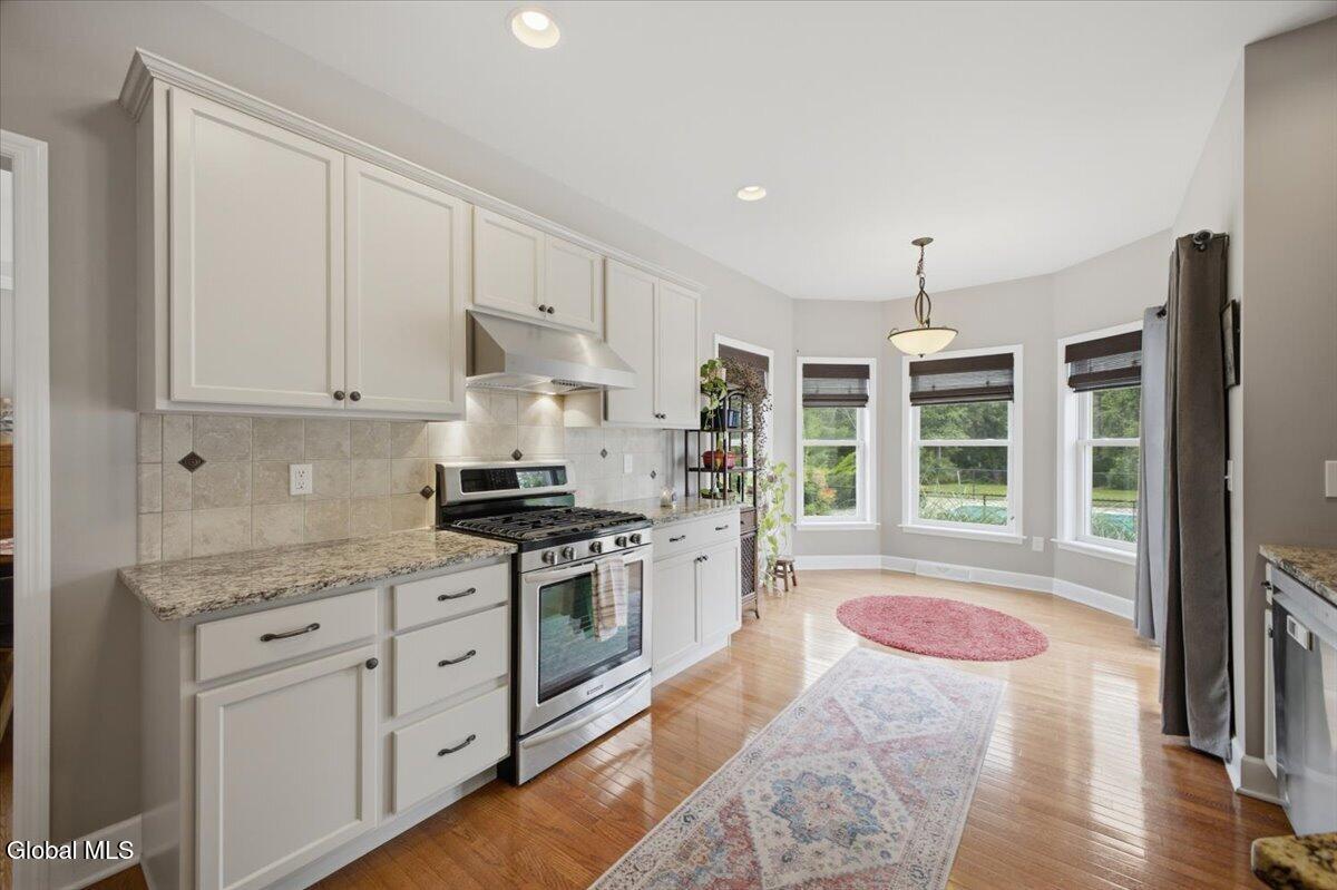 37 Walden Circle Saratoga Springs NY 12866