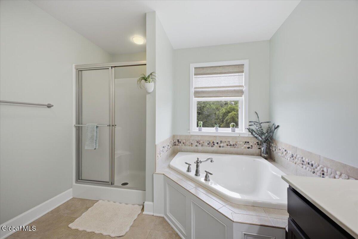 37 Walden Circle Saratoga Springs NY 12866