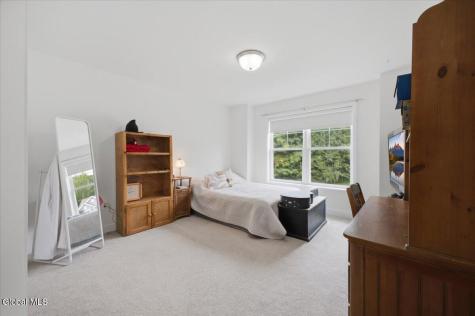 37 Walden Circle Saratoga Springs NY 12866