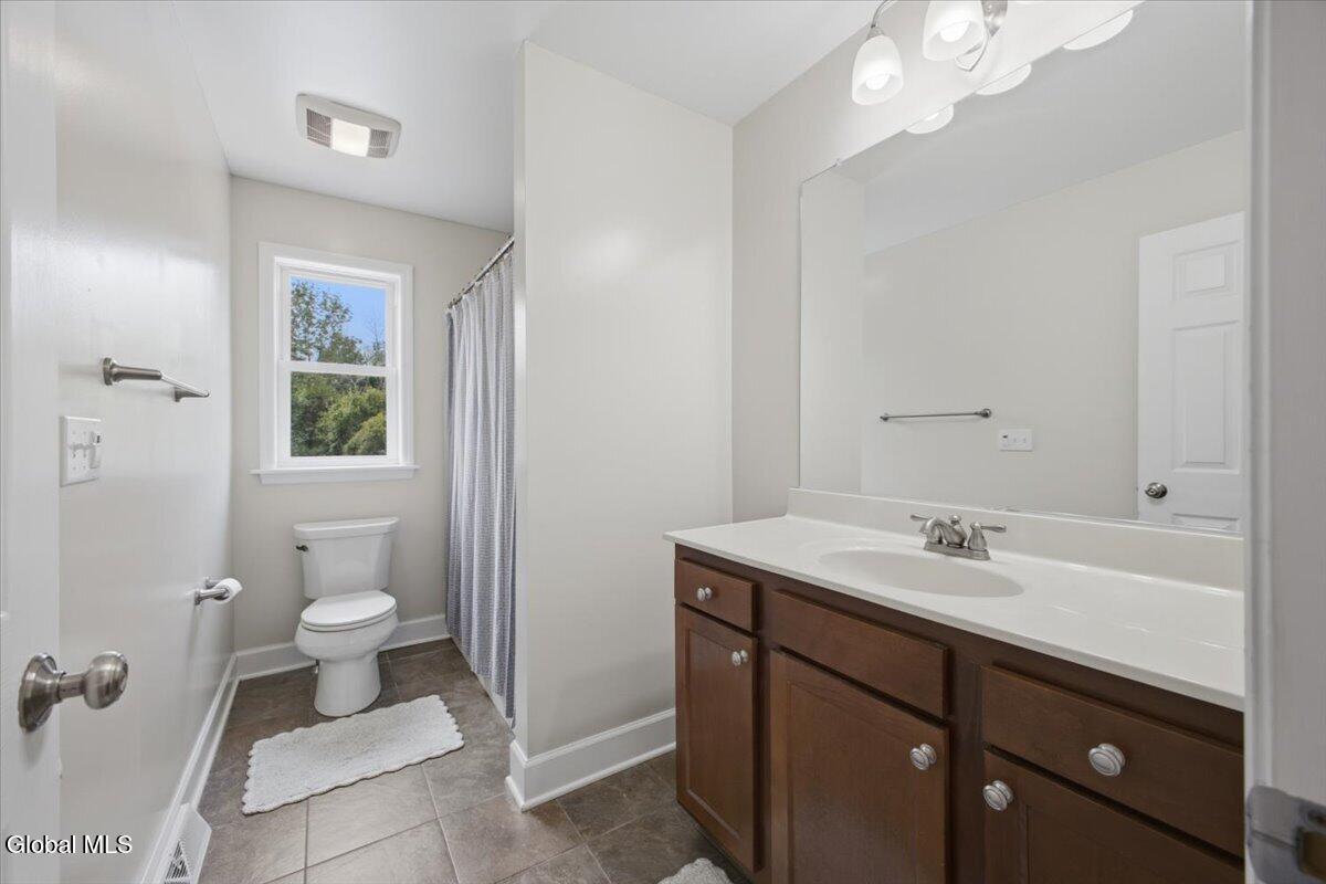 37 Walden Circle Saratoga Springs NY 12866
