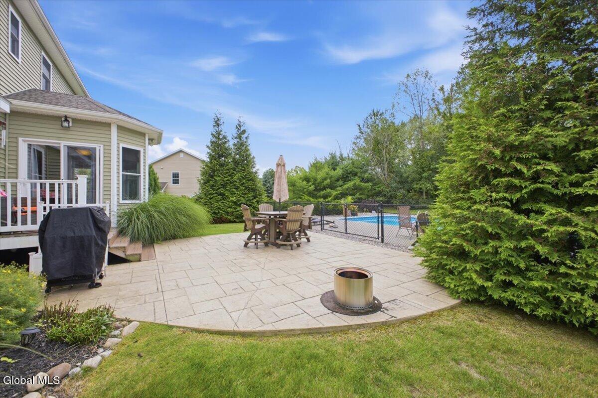 37 Walden Circle Saratoga Springs NY 12866