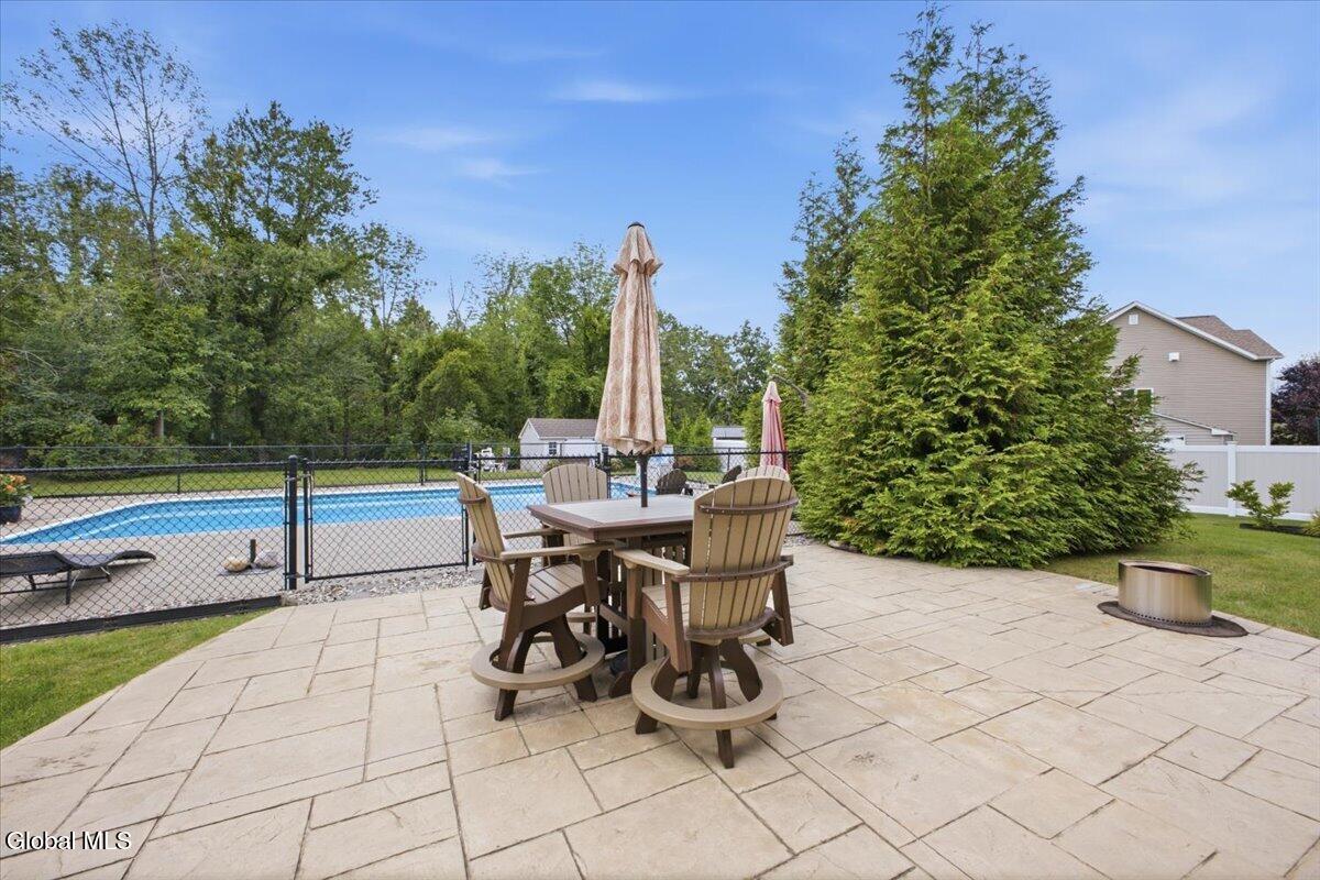 37 Walden Circle Saratoga Springs NY 12866
