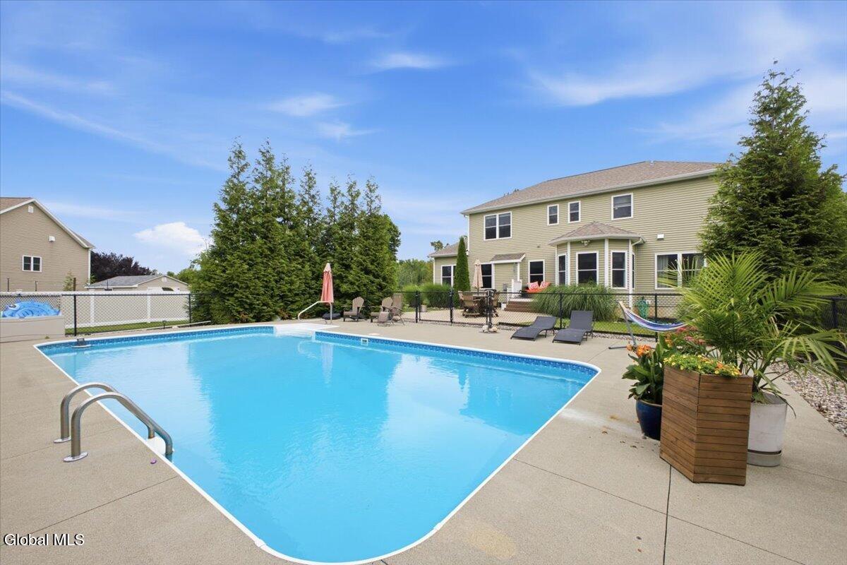 37 Walden Circle Saratoga Springs NY 12866