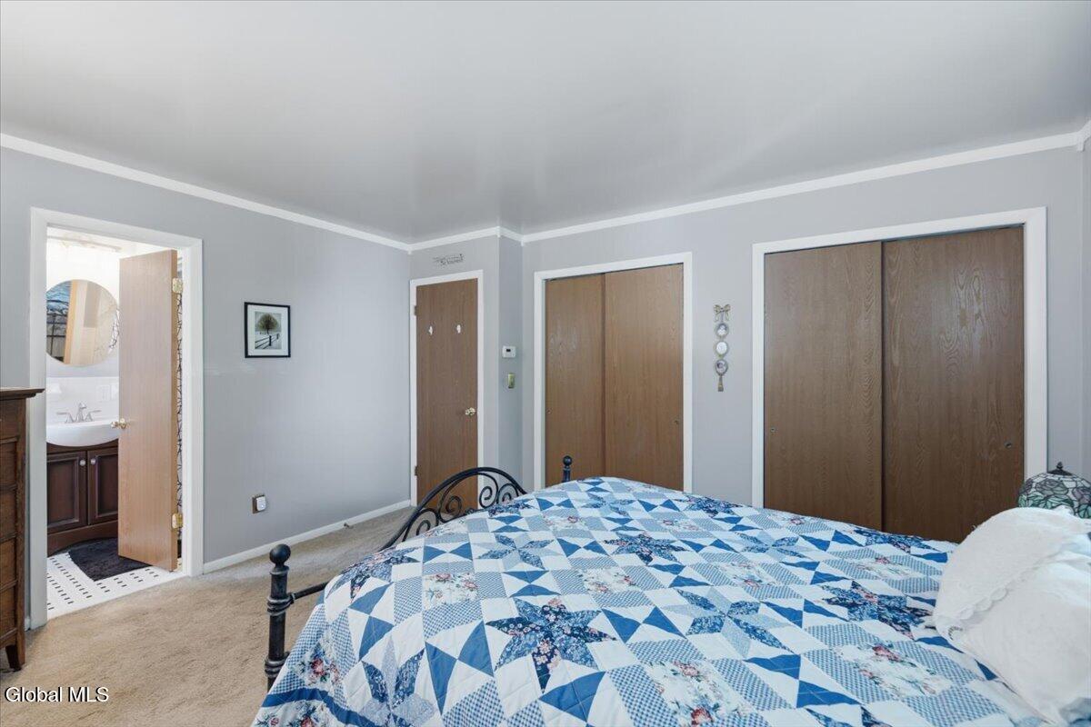 7 Turnberry Lane Clifton Park NY 12065