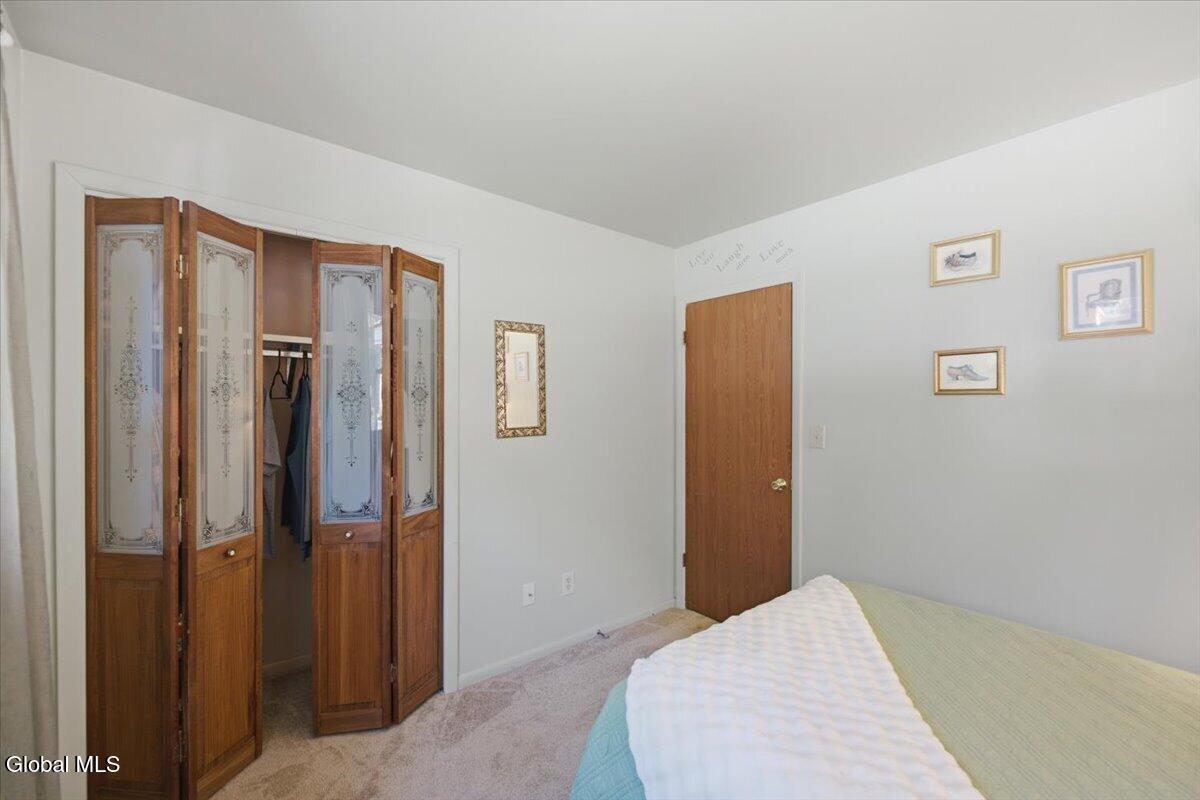 7 Turnberry Lane Clifton Park NY 12065