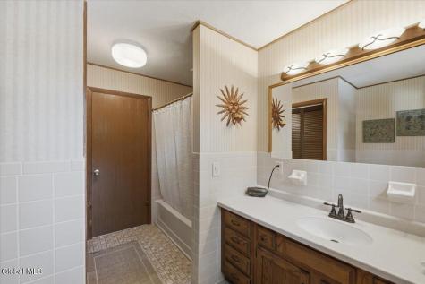 7 Turnberry Lane Clifton Park NY 12065