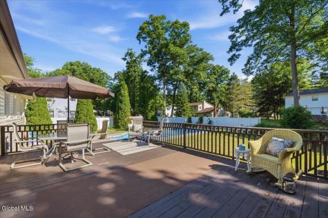 7 Turnberry Lane Clifton Park NY 12065