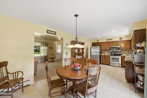 7 Turnberry Lane Clifton Park NY 12065