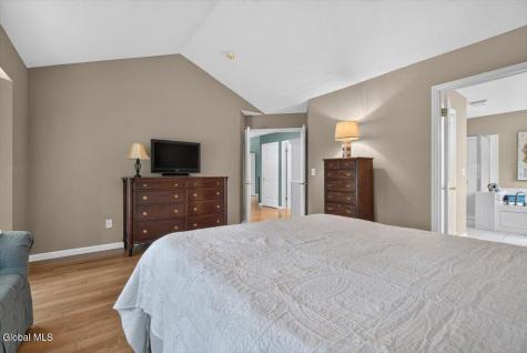30 Mayfield Drive Clifton Park NY 12065
