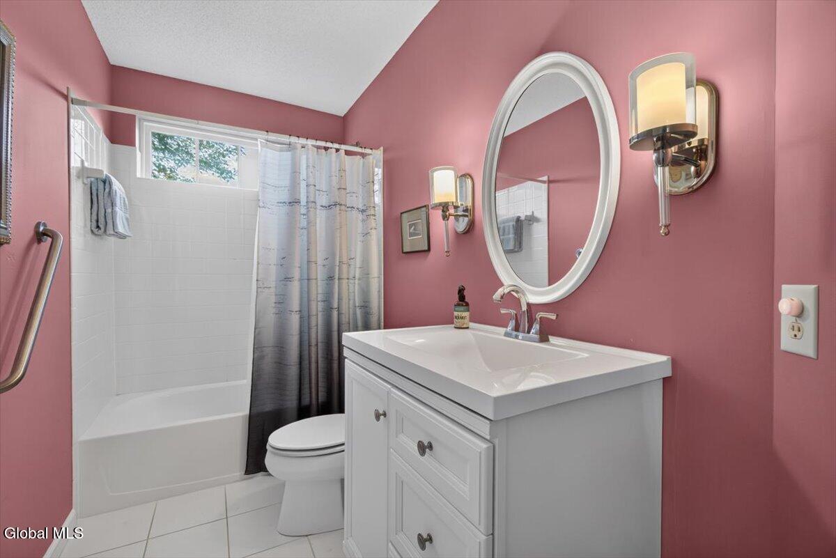 30 Mayfield Drive Clifton Park NY 12065