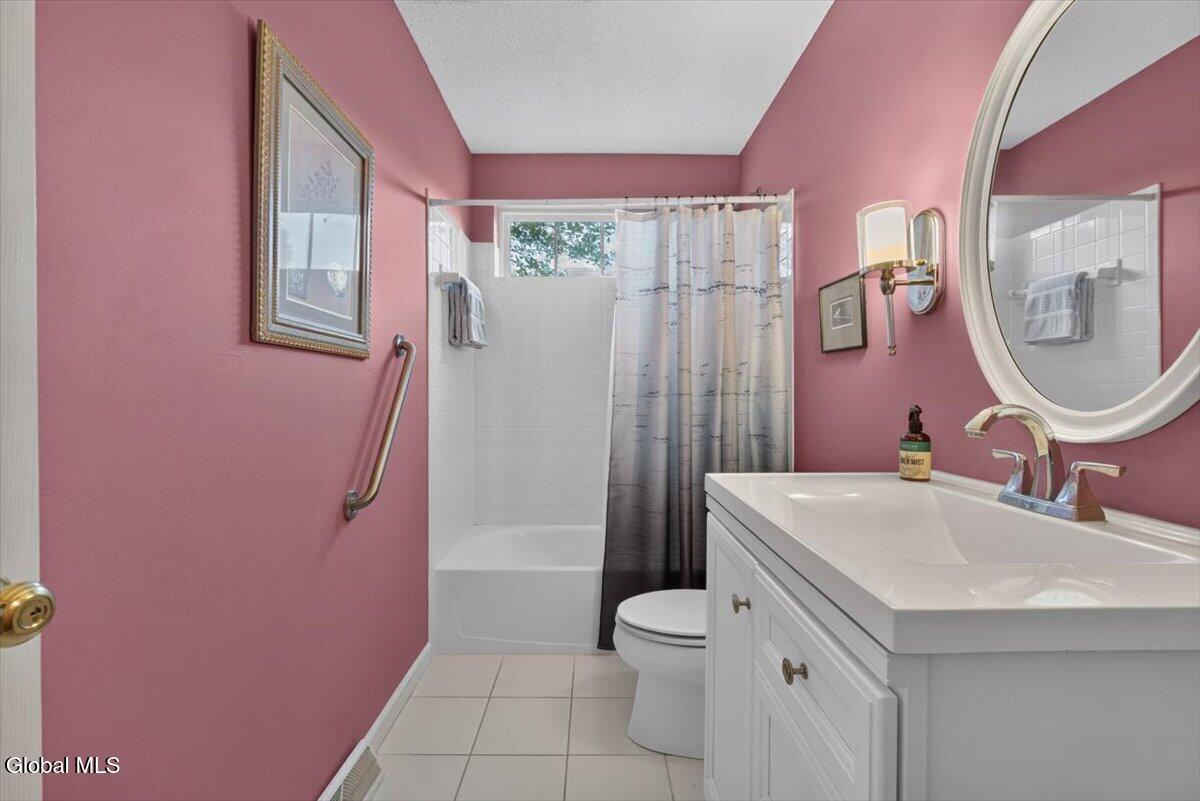 30 Mayfield Drive Clifton Park NY 12065