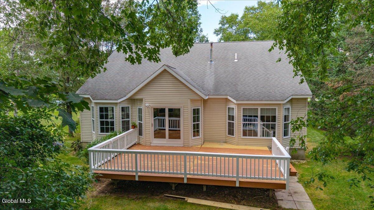 30 Mayfield Drive Clifton Park NY 12065