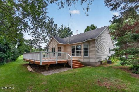30 Mayfield Drive Clifton Park NY 12065