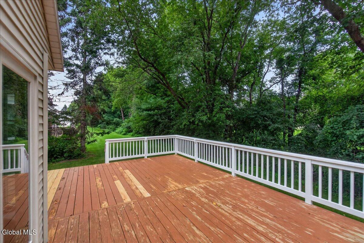 30 Mayfield Drive Clifton Park NY 12065