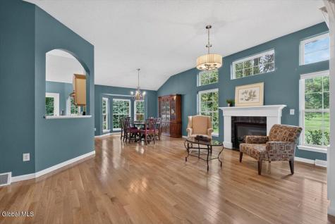 30 Mayfield Drive Clifton Park NY 12065