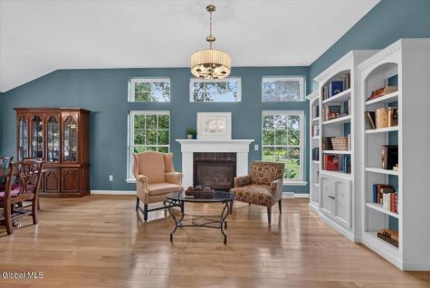 30 Mayfield Drive Clifton Park NY 12065