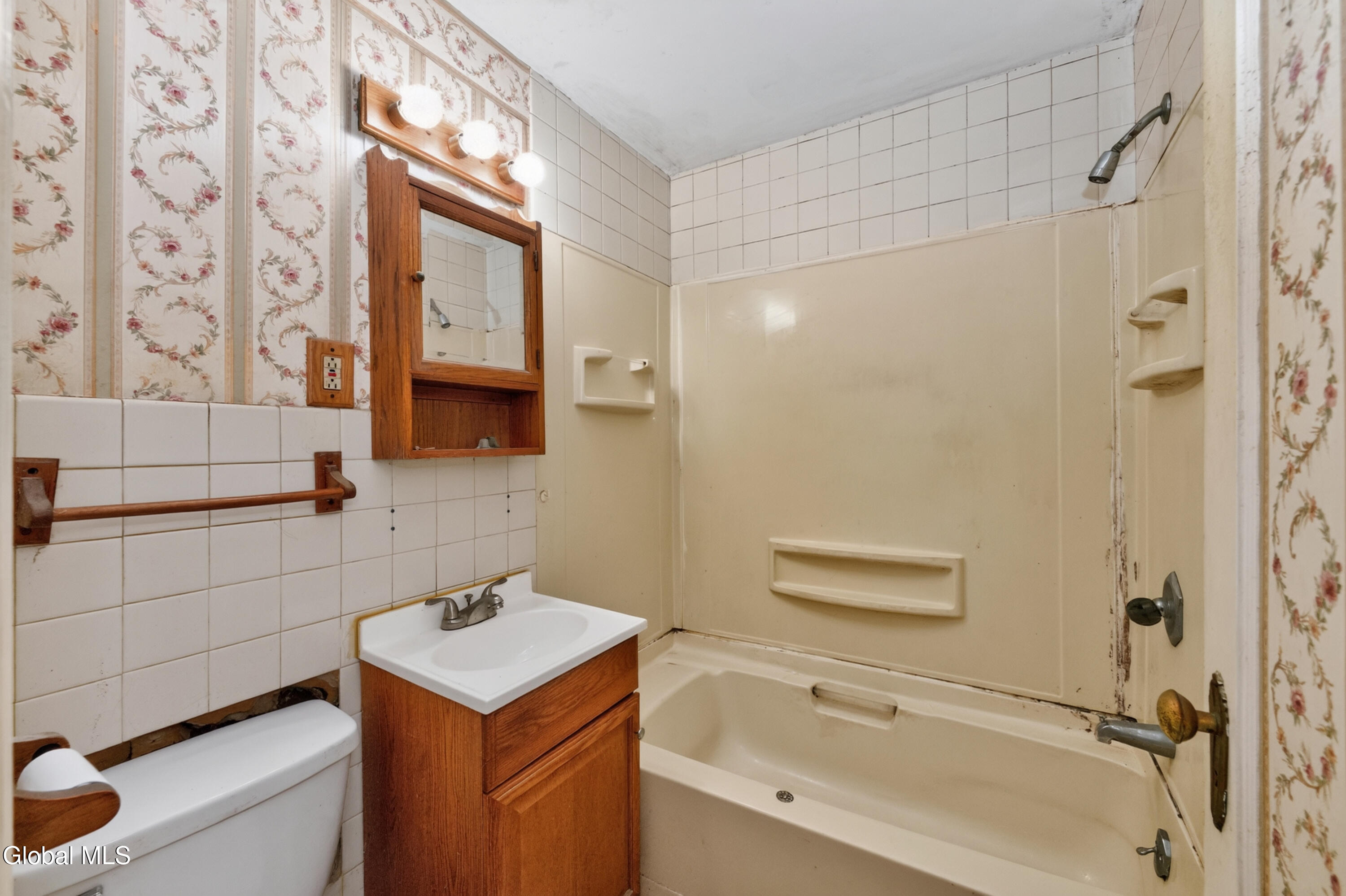 6 George Street Latham NY 12110