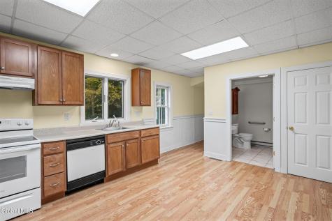 4241 Ny-203 North Chatham NY 12132