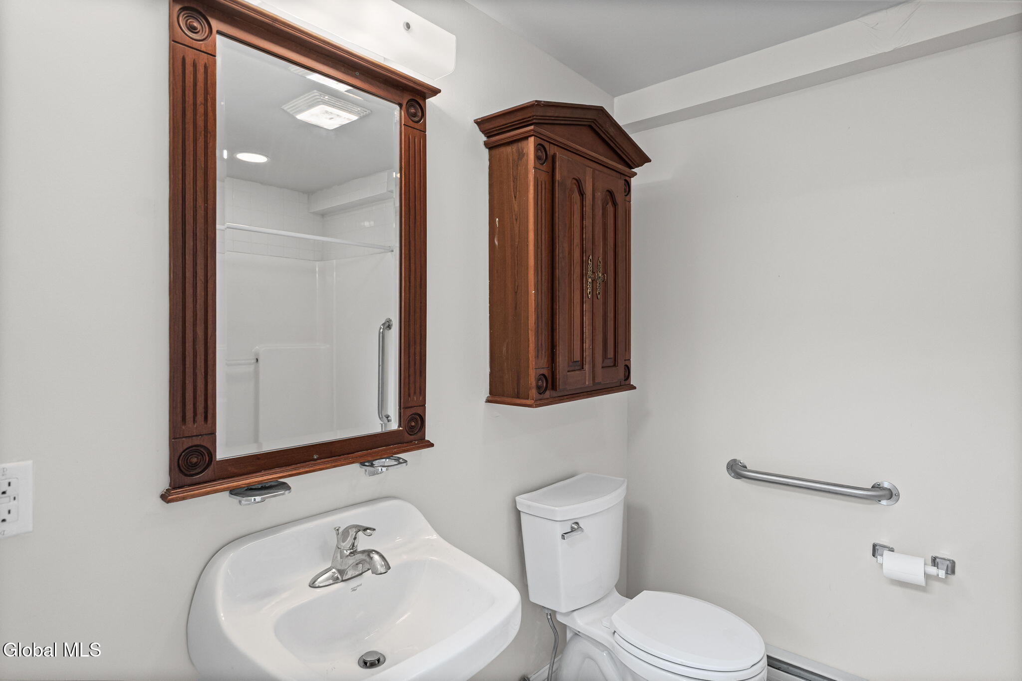4241 Ny-203 North Chatham NY 12132