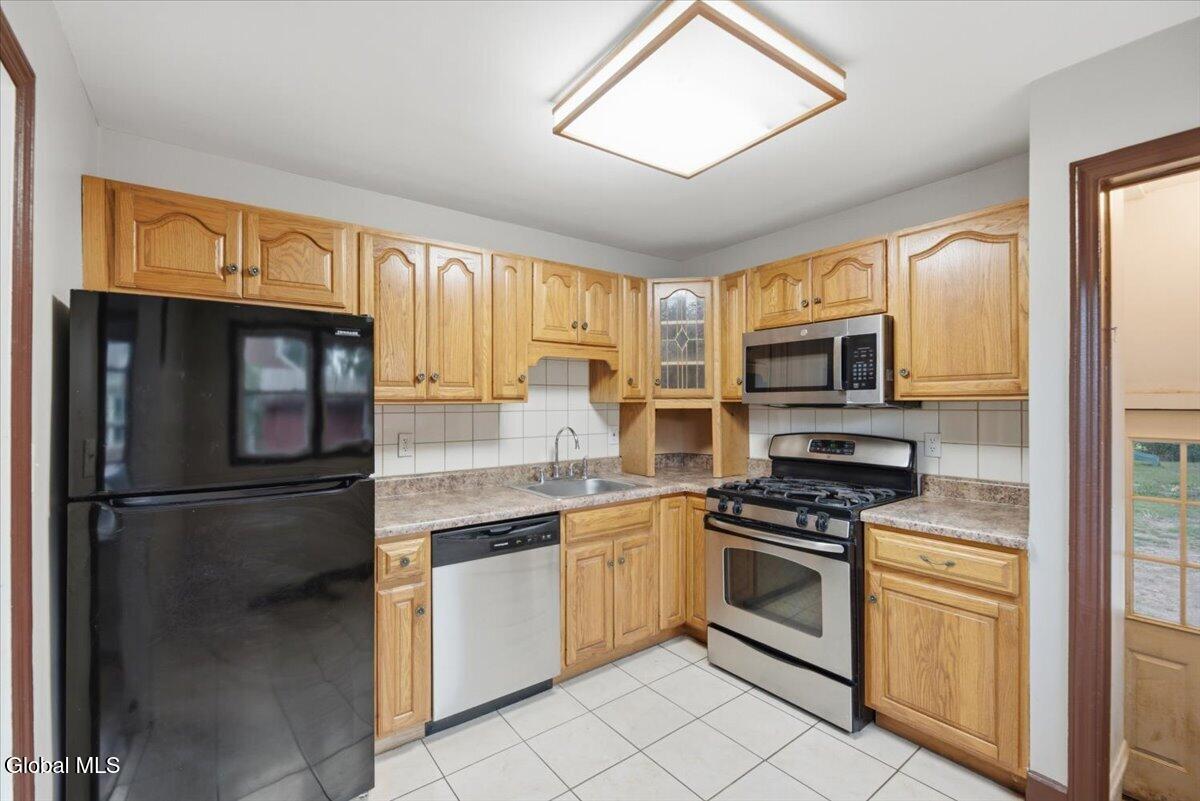 1207 Sumner Avenue Schenectady NY 12309