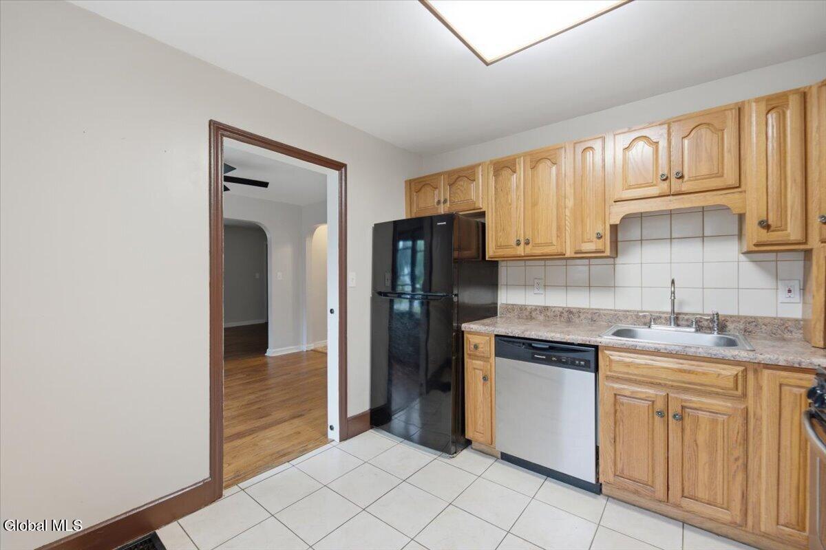1207 Sumner Avenue Schenectady NY 12309